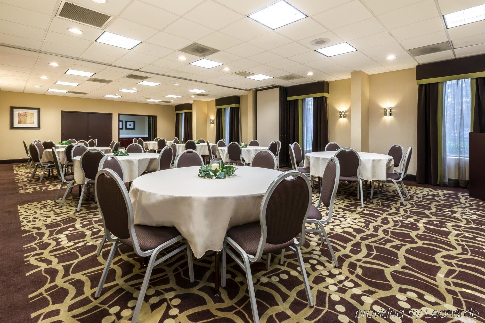 Holiday Inn Express Atlanta Airport-College Park By Ihg Экстерьер фото